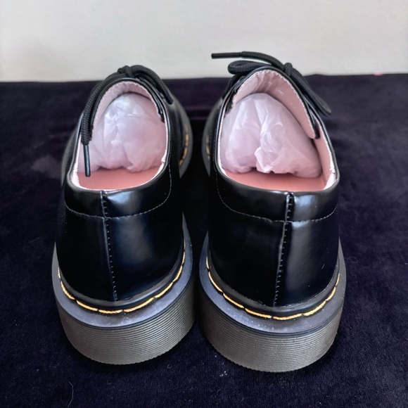 Oxford Shoes - Picture 6 of 7